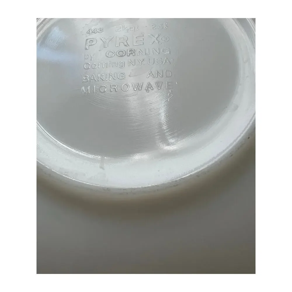Pyrex Ceramic Bowl 443 2.5 Quarts Excellent Cinderella Gold Flowers